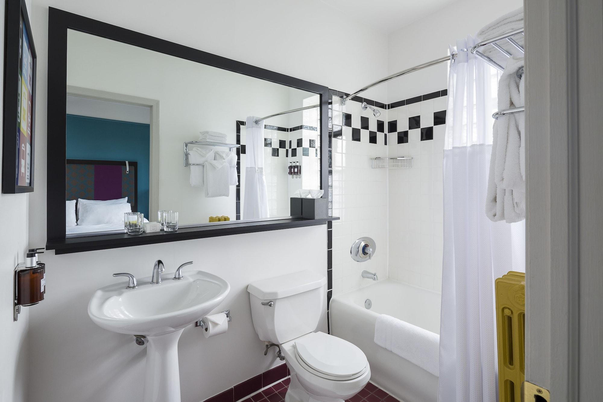 Hotel City Suites Hotel Chicago